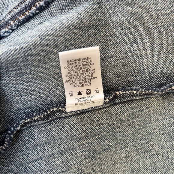 Evereve Robbie Denim Vest Size Small Cropped Western Chic Raw Hem Layering - Picture 10 of 11